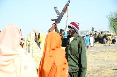 Civilno prebivalstvo podpira uporniško vojsko SPLA North v Kauniaro